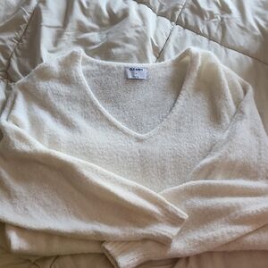Old Navy Women's Cream Sweater